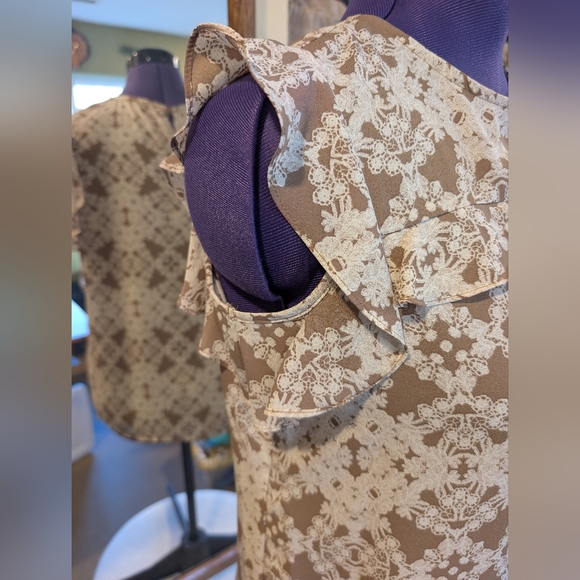 Worthington Sleeveless Women's Blouse - Picture 3 of 11